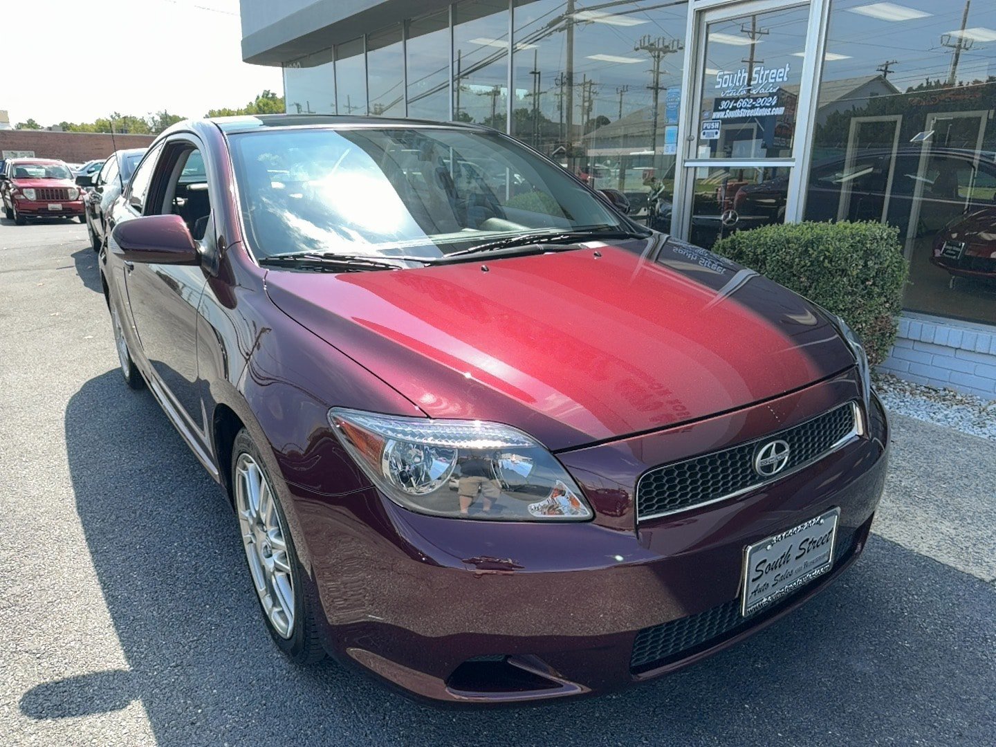 Used 2005 Scion tC FWD image 2
