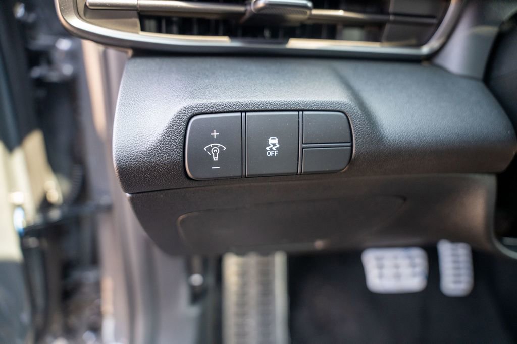 New 2025 Hyundai Elantra Sport image 20