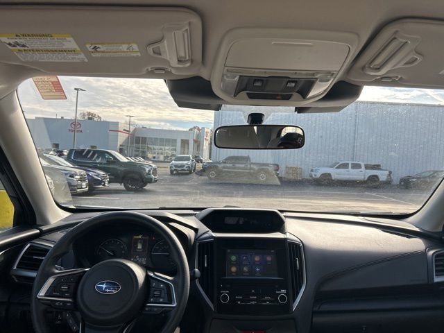 Used 2022 Subaru Forester Base image 10