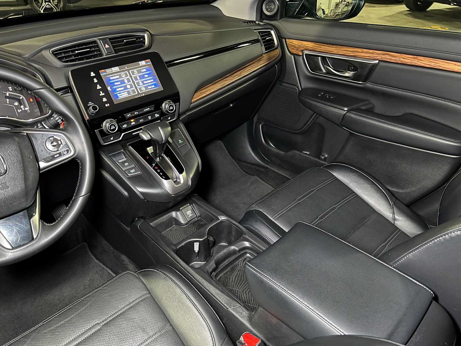 Used 2017 Honda CR-V Touring image 39