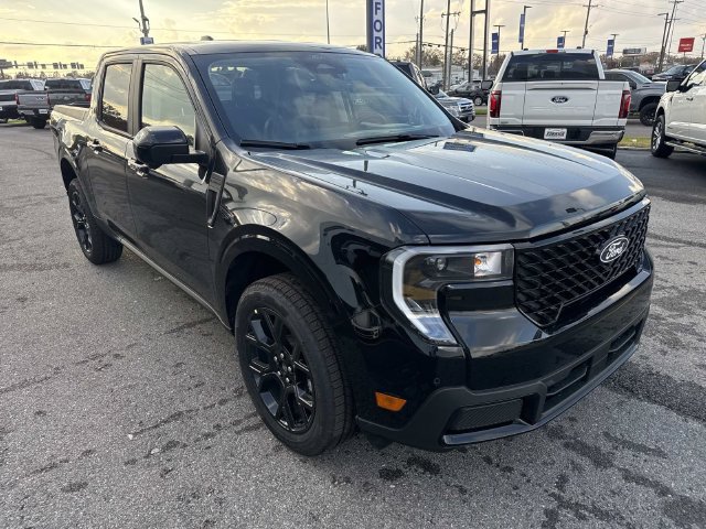 New 2026 Ford Maverick Lariat w/ Black Appearance Package AWD/4WD image 3