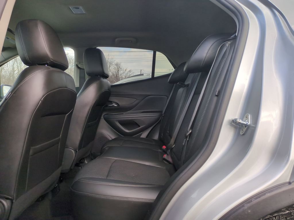 Certified 2022 Buick Encore Preferred w/ Safety Package image 15