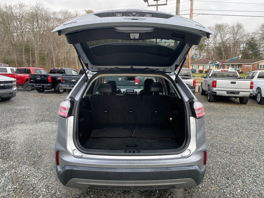 Used 2023 Ford Edge SEL image 25