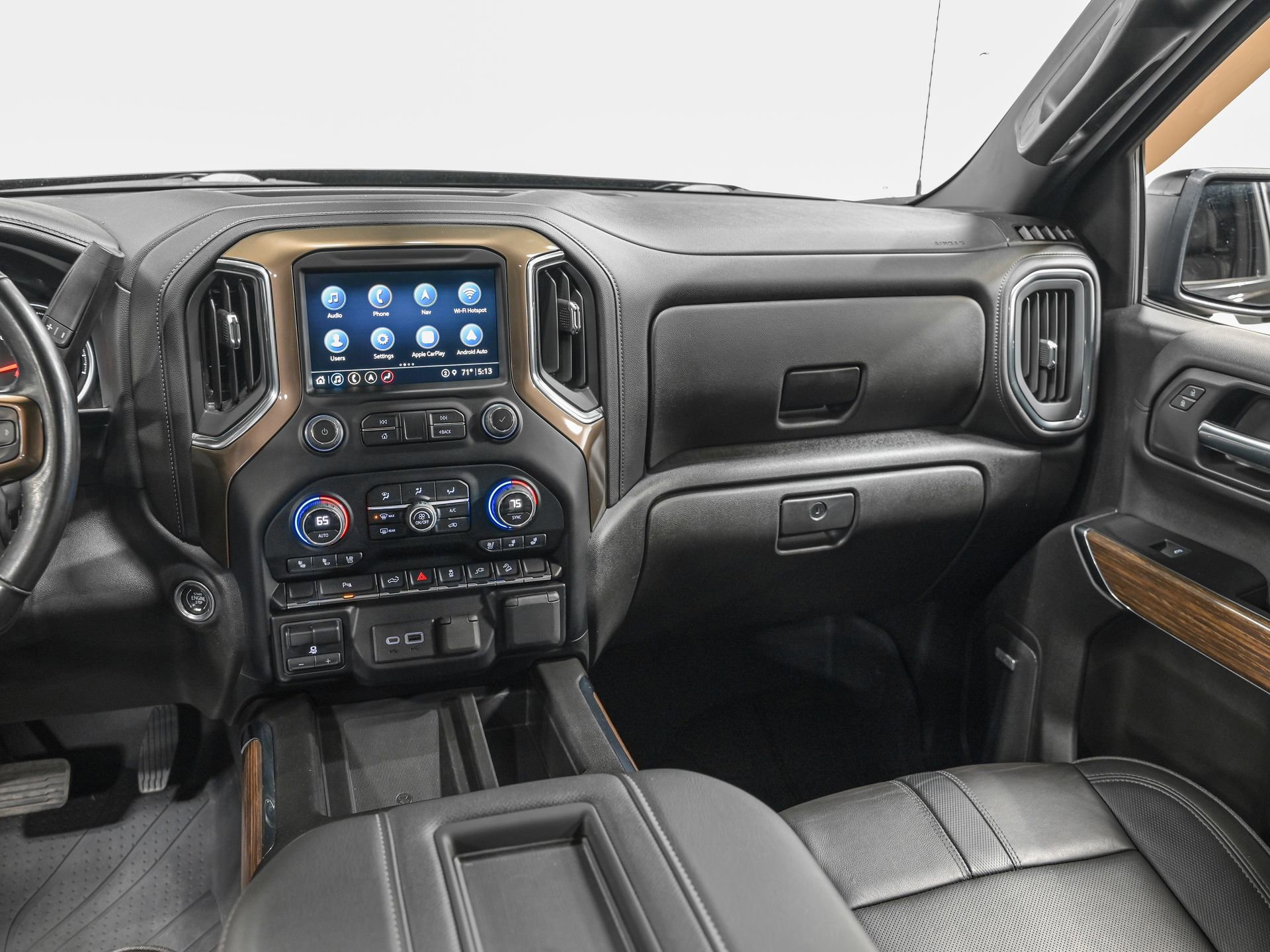 Used 2022 Chevrolet Silverado 1500 High Country w/ Z71 Off-Road Package image 31