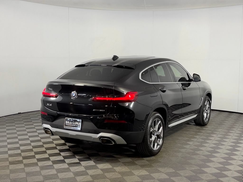 Used 2025 BMW X4 xDrive30i AWD/4WD image 4