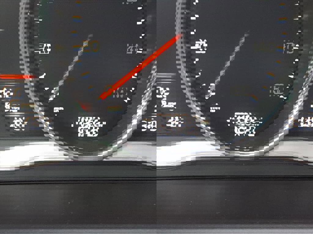 Used 2017 Volvo XC60 T5 Inscription w/ Preferred Option Package image 28