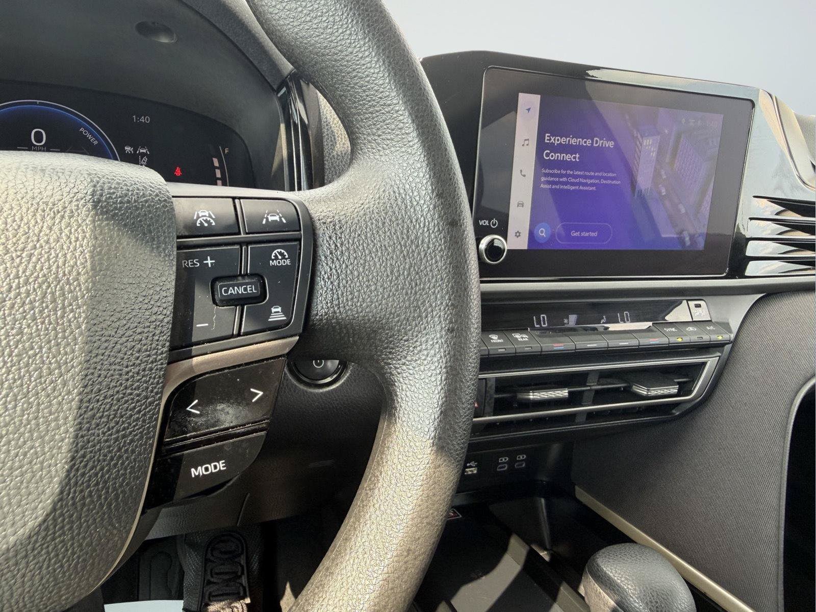 Used 2025 Toyota Camry LE FWD image 23