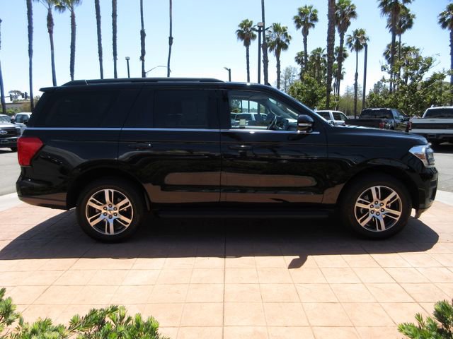 Used 2024 Ford Expedition XLT RWD image 5
