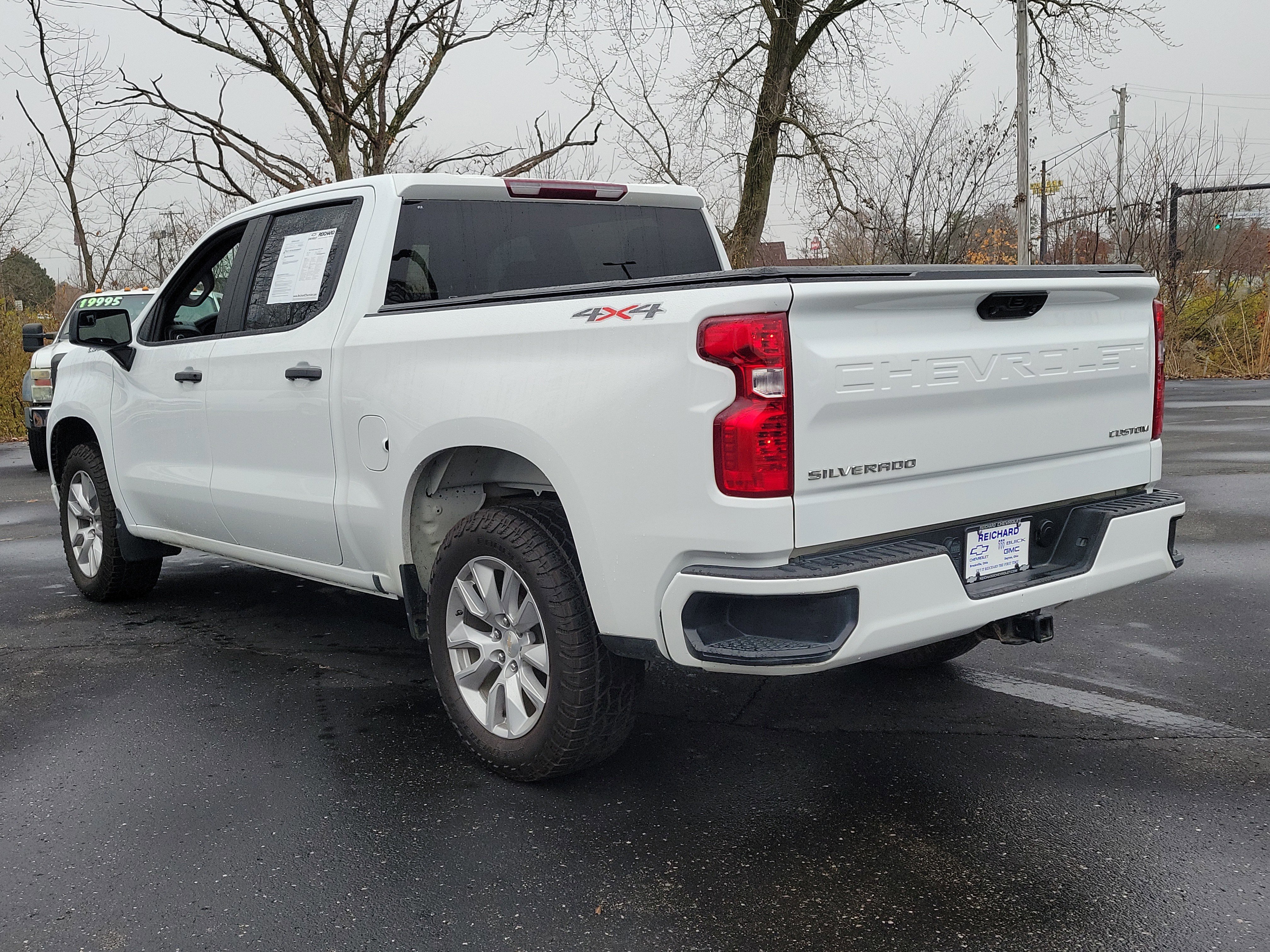 Used 2022 Chevrolet Silverado 1500 Custom image 3