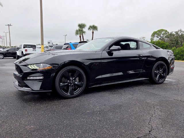 Used 2022 Ford Mustang GT w/ Black Accent Package RWD image 3