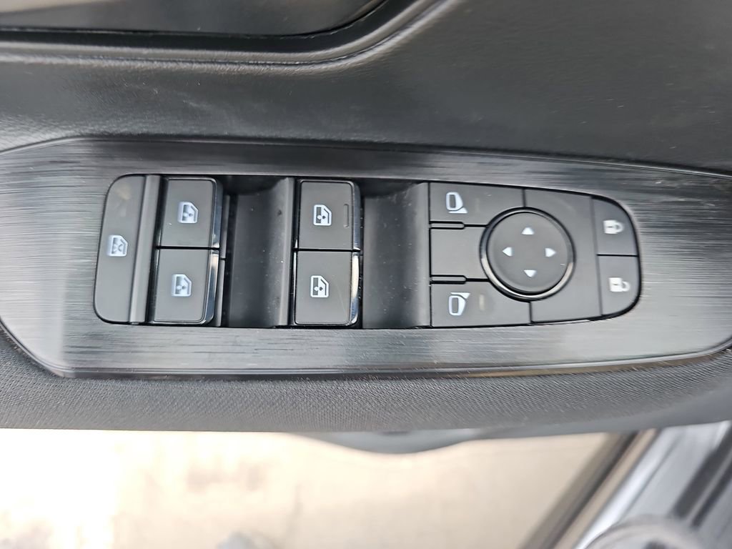 New 2026 Nissan Kicks S FWD image 30