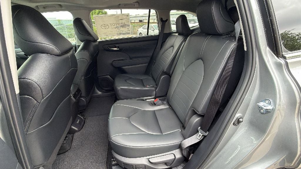 New 2026 Toyota Highlander XLE AWD/4WD image 33