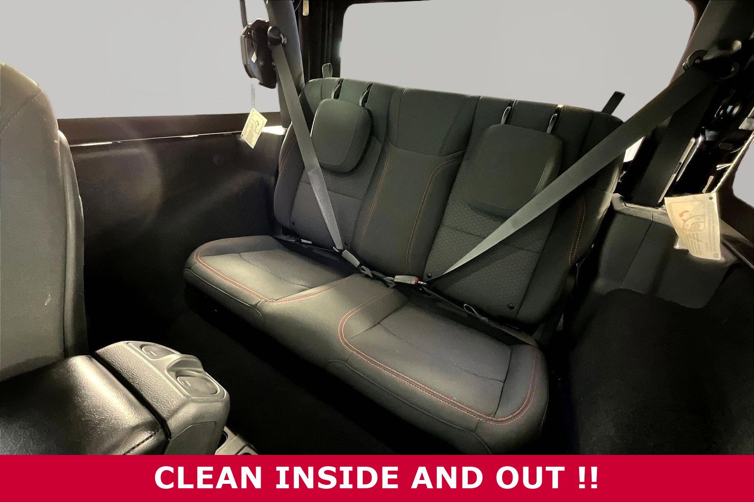 Used 2023 Jeep Wrangler Rubicon AWD/4WD image 21