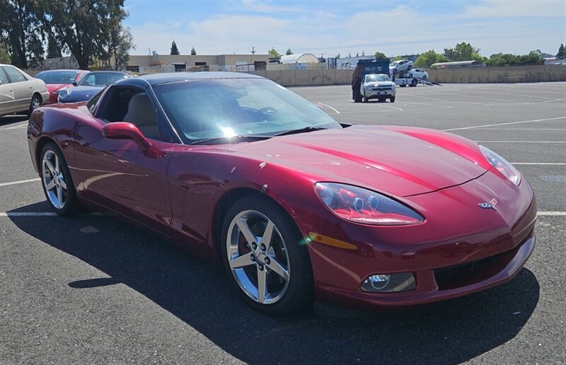 Used 2007 Chevrolet Corvette Coupe w/ Preferred Equipment Group RWD video 1