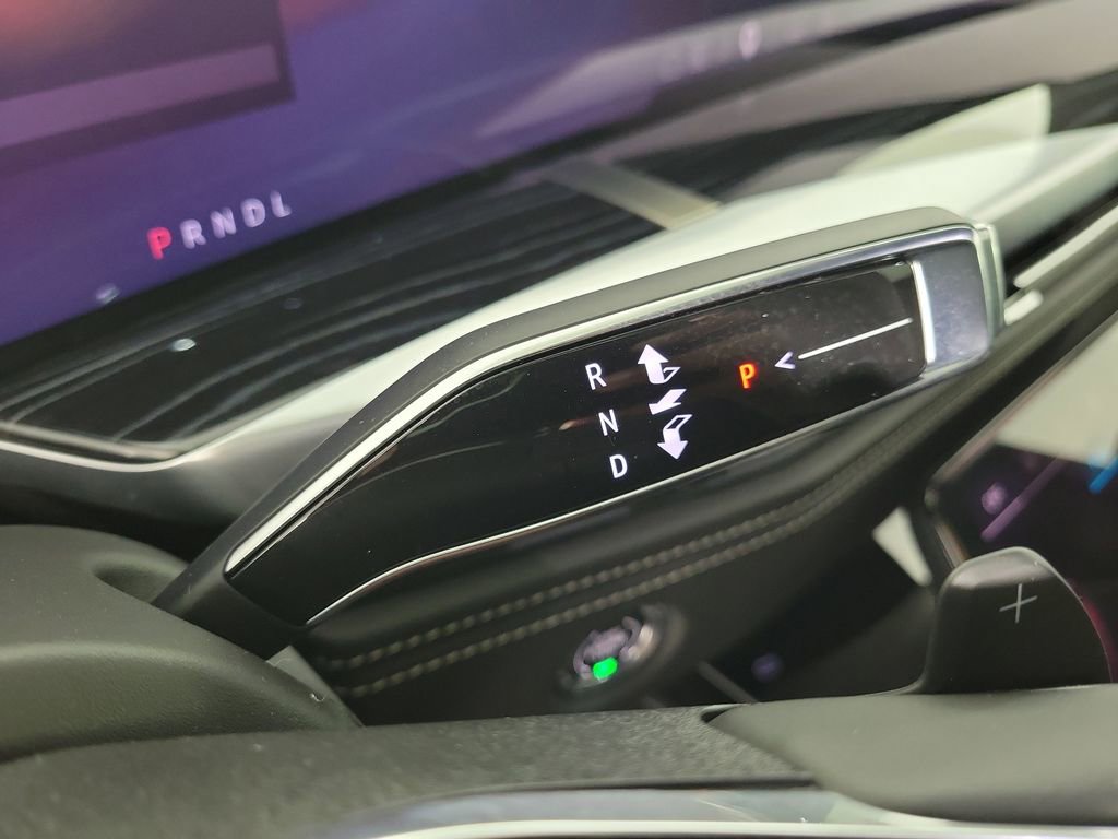 Used 2026 Cadillac Escalade Sport w/ LPO, Floor Liner Package image 29