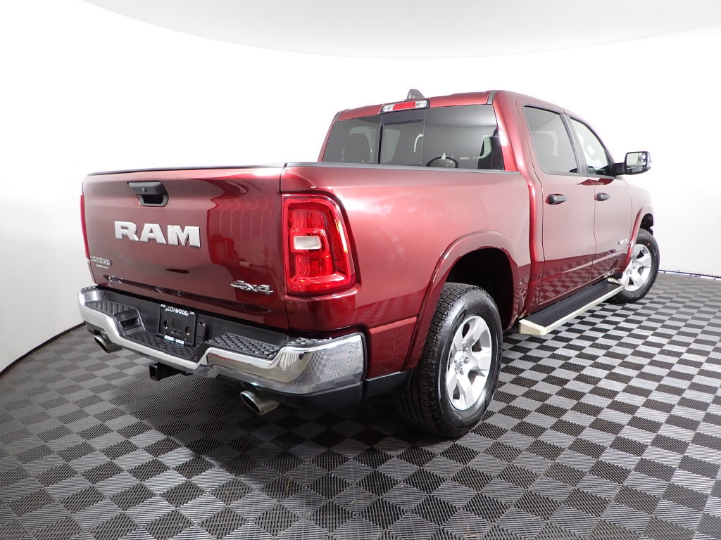 Used 2025 RAM 1500 Big Horn AWD/4WD image 17