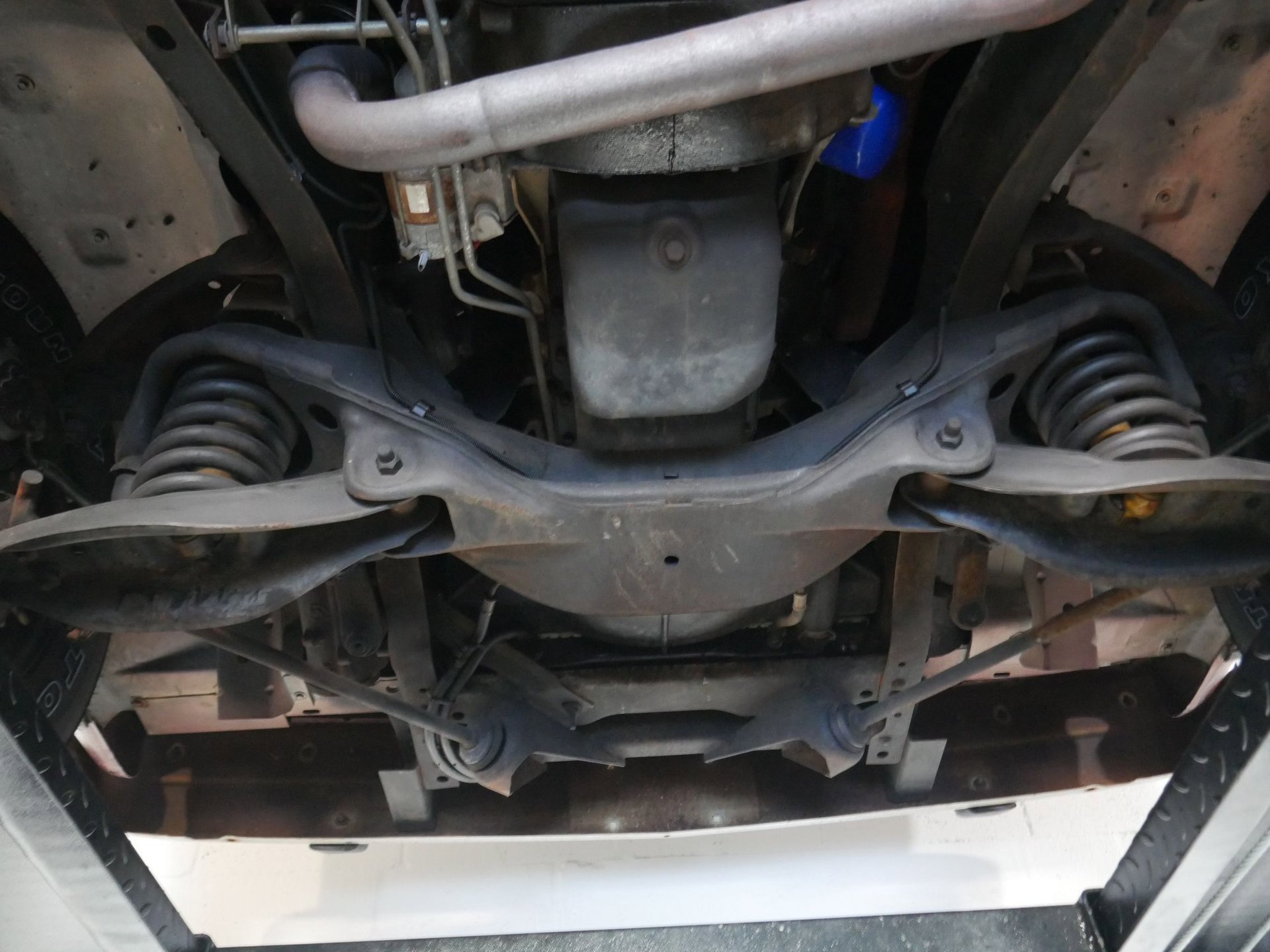 Used 1992 Dodge D/W Truck 150 RWD image 94