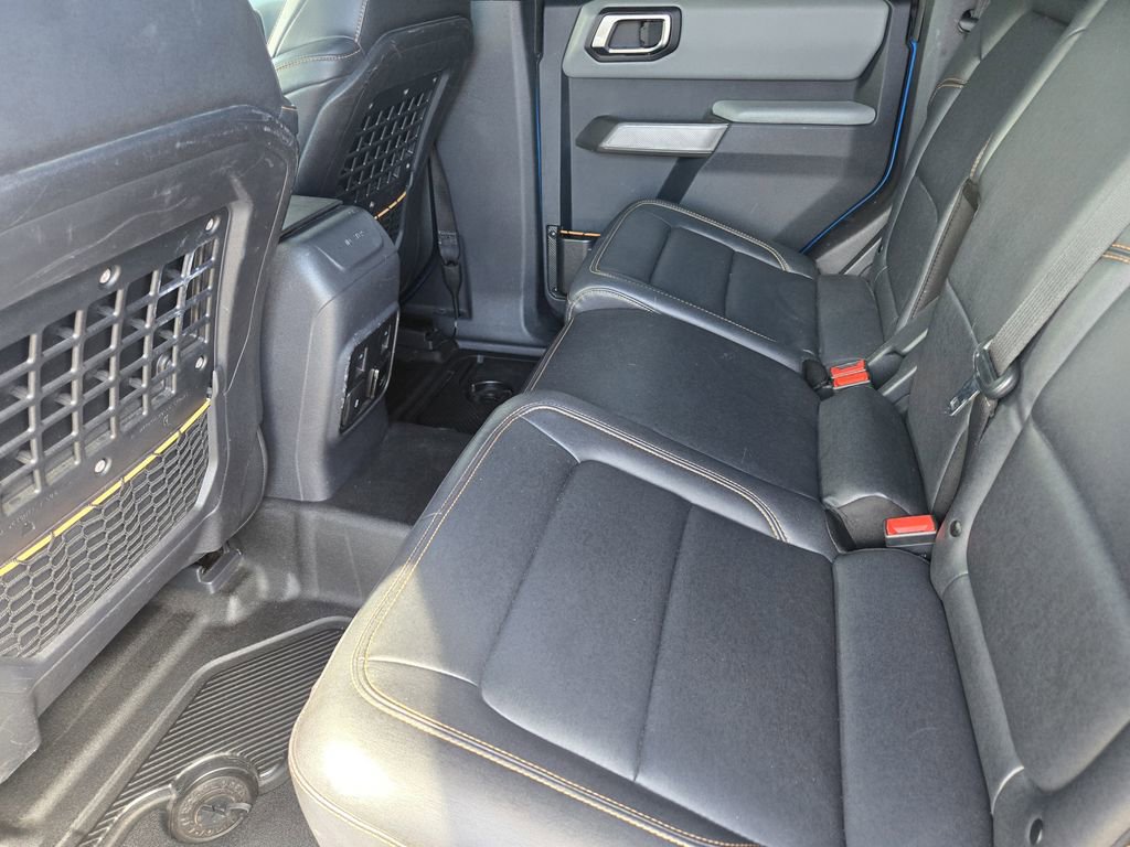 Used 2022 Ford Bronco Badlands image 21