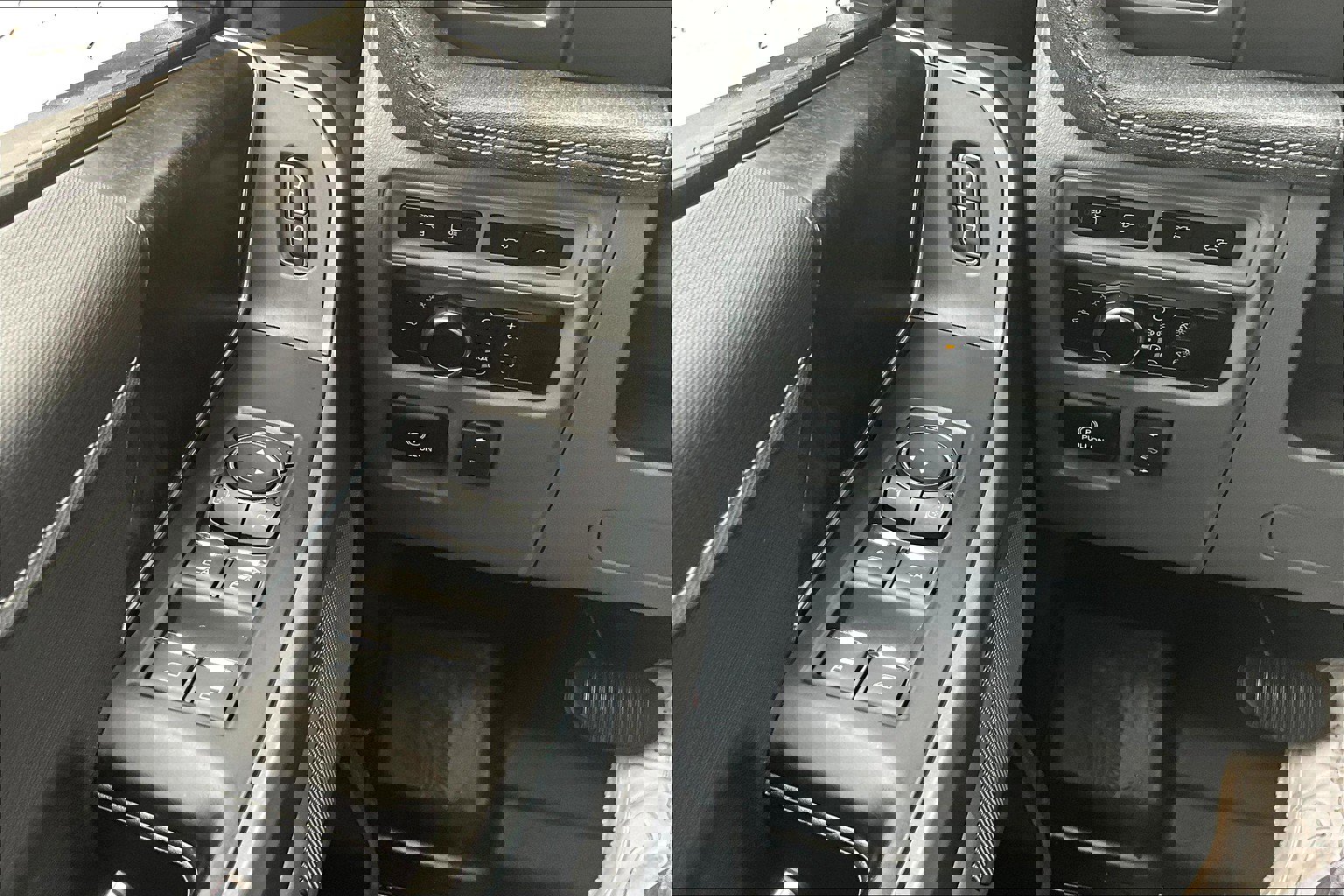 Certified 2024 Ford F150 Lightning Flash image 33