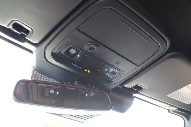 New 2026 Ford Bronco Outer Banks w/ Sasquatch Package image 38