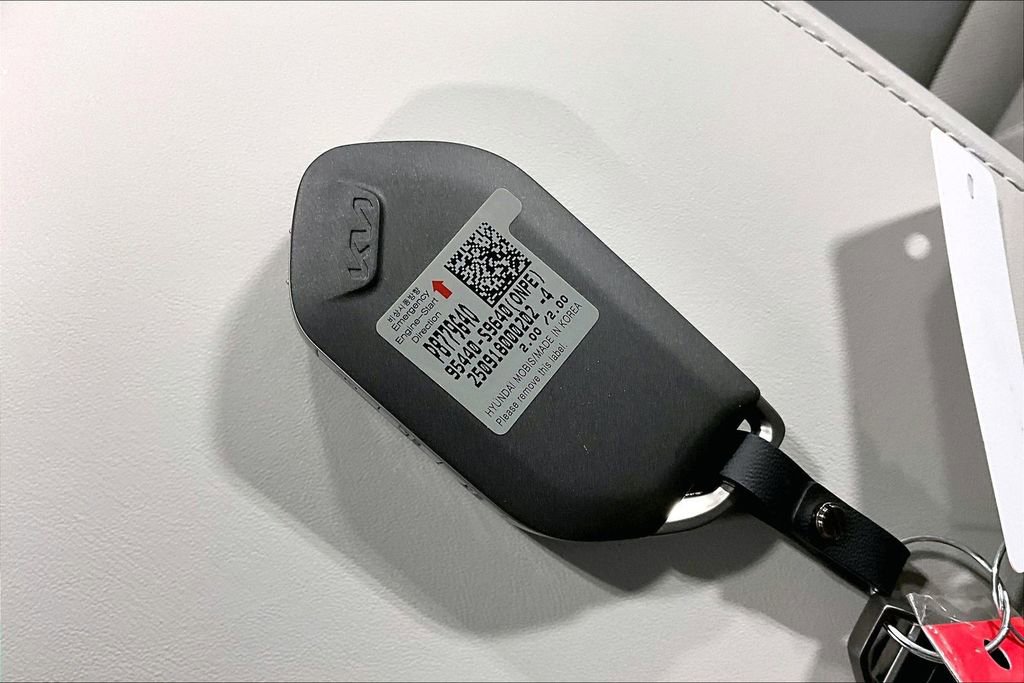 New 2025 Kia Telluride S image 31