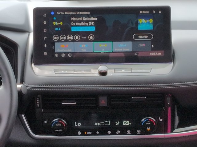 Used 2025 Nissan Rogue SL FWD image 19