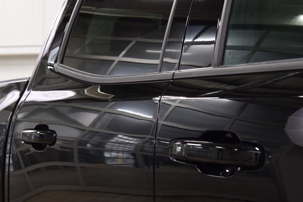 Certified 2024 Chevrolet Colorado ZR2 w/ Technology Package image 21