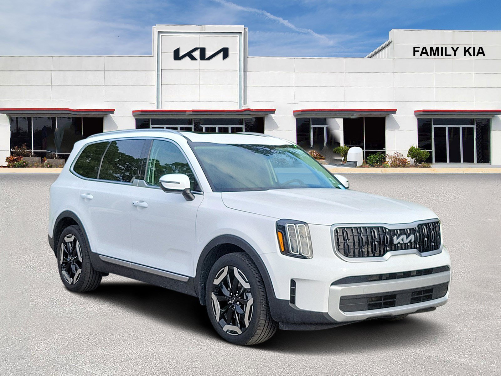 Certified 2025 Kia Telluride EX FWD image 1