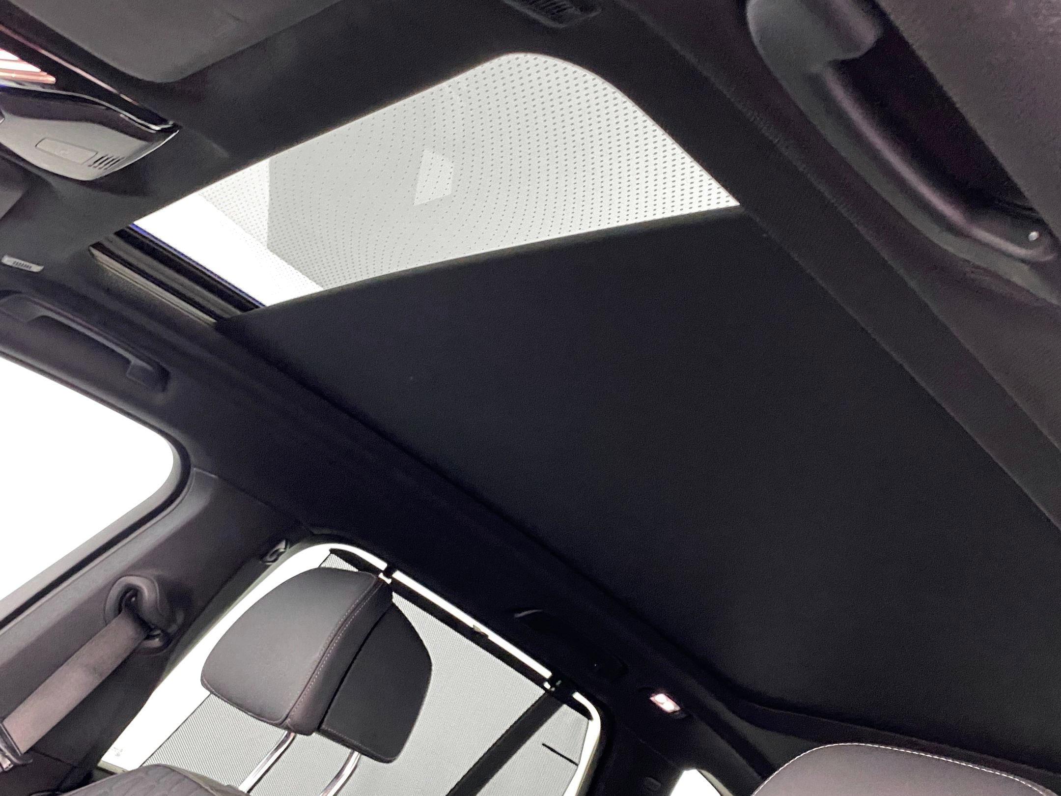 Used 2022 BMW X5 sDrive40i w/ M Sport Package image 16