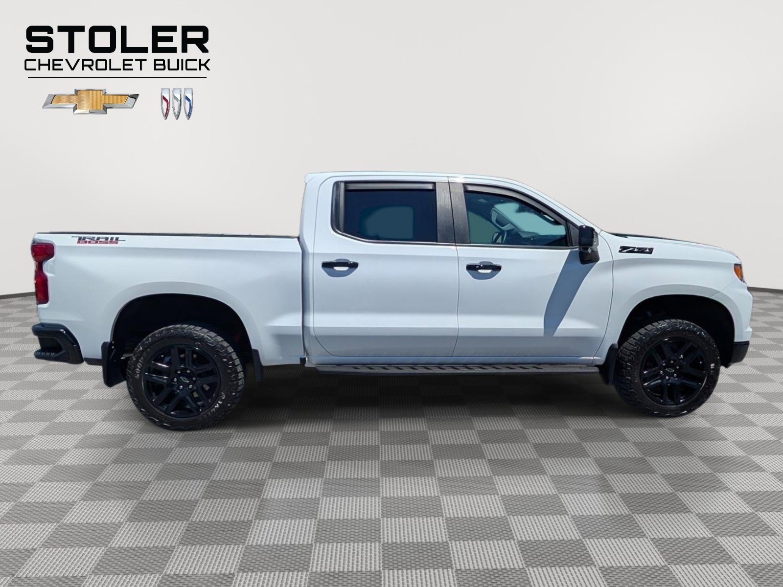 Used 2024 Chevrolet Silverado 1500 LT Trail Boss w/ LT Trail Boss Premium Package AWD/4WD image 6