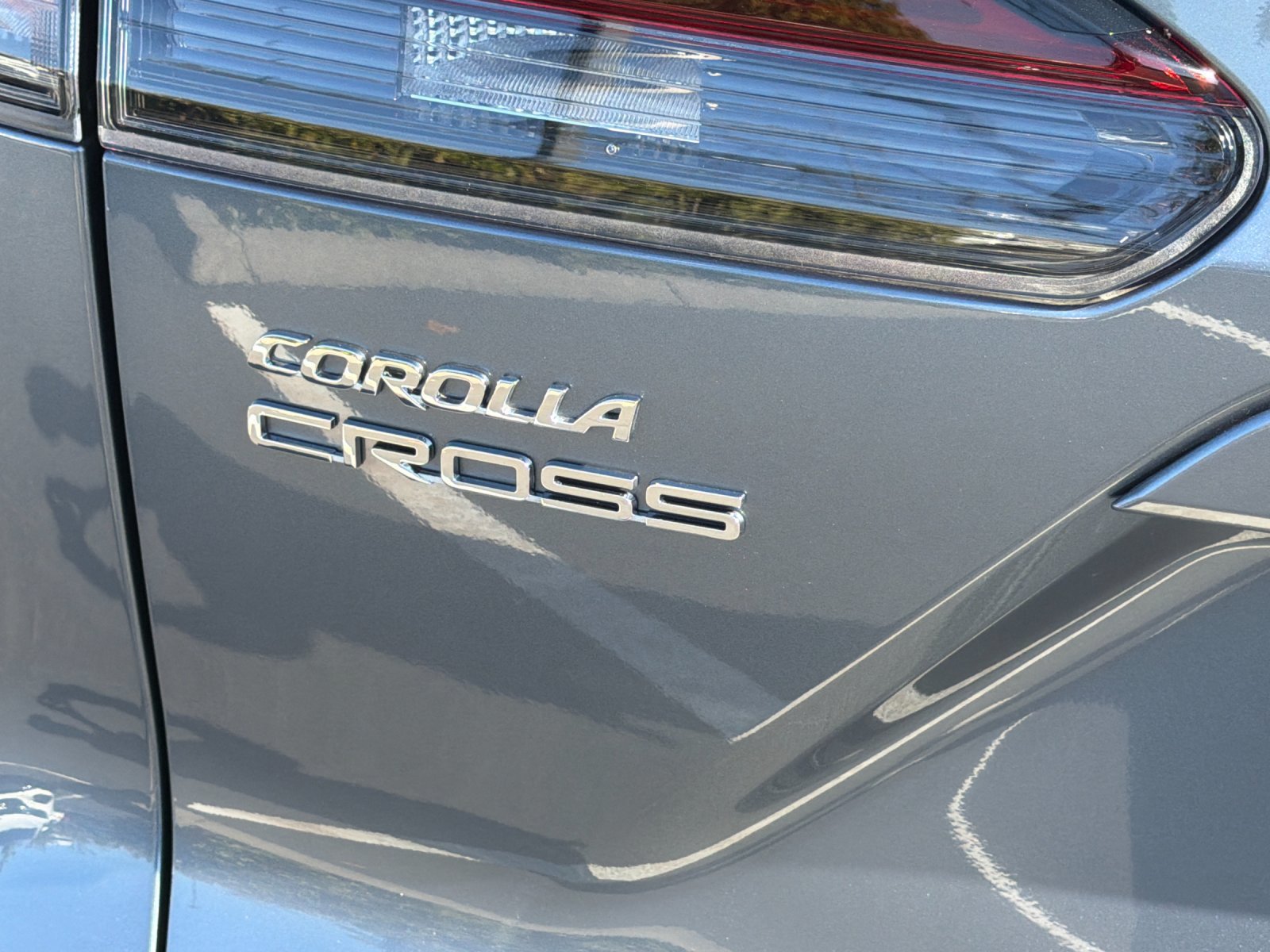 Used 2026 Toyota Corolla Cross LE w/ Moonroof Package FWD image 25