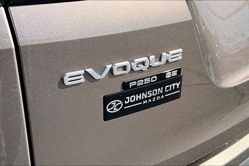 Used 2020 Land Rover Range Rover Evoque SE image 8