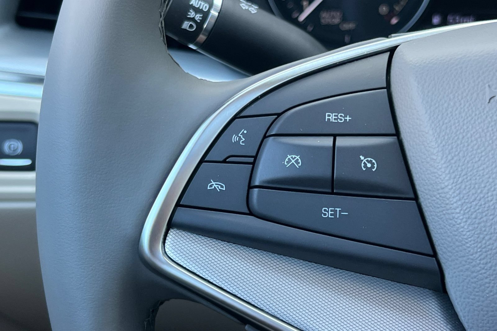Used 2026 Cadillac XT5 Premium Luxury w/ LPO, Floor Liner Package FWD image 34