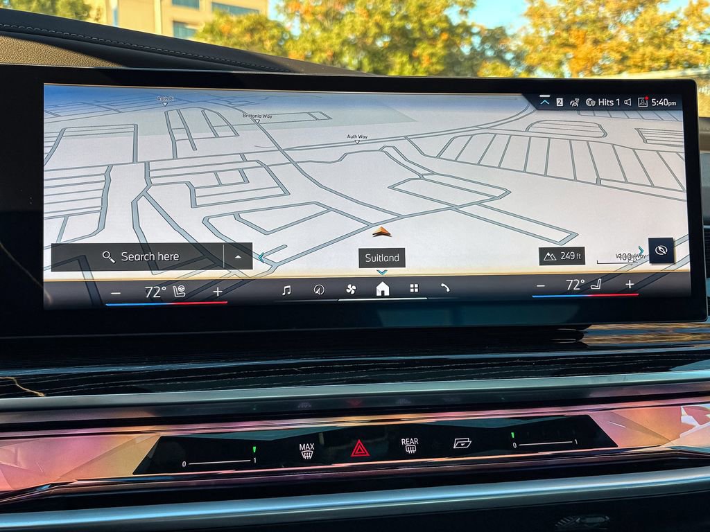 New 2026 BMW 740i xDrive w/ Premium Package image 18