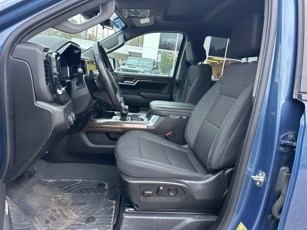 Used 2024 Chevrolet Silverado 1500 RST w/ All Star Edition Plus AWD/4WD image 16