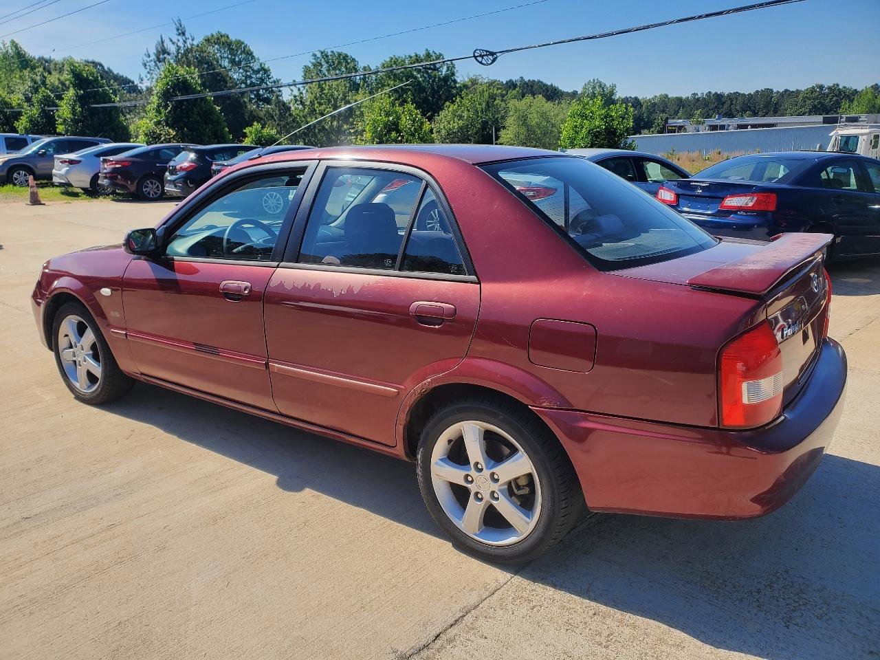 Used 2003 MAZDA Protege FWD image 11