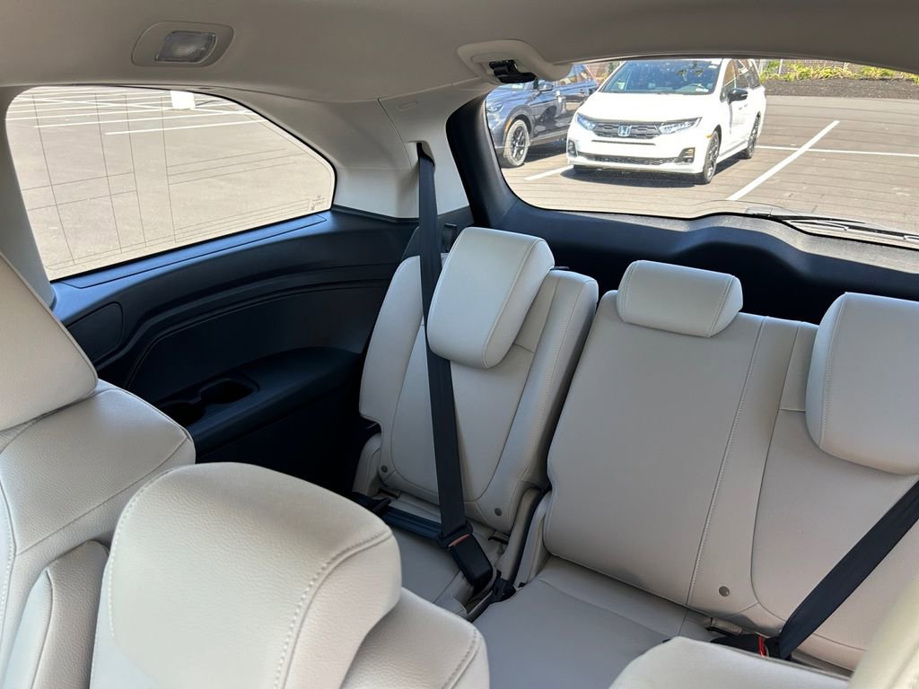 New 2026 Honda Odyssey EX-L image 17