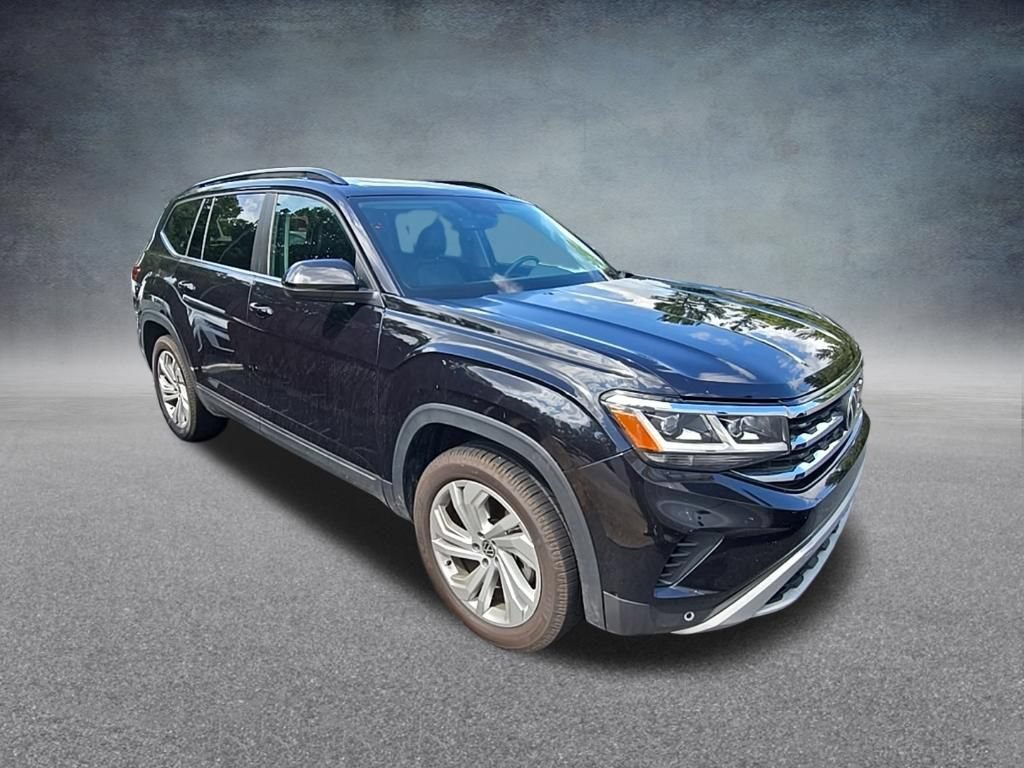 Used 2021 Volkswagen Atlas SE w/ Panoramic Sunroof Package FWD image 2