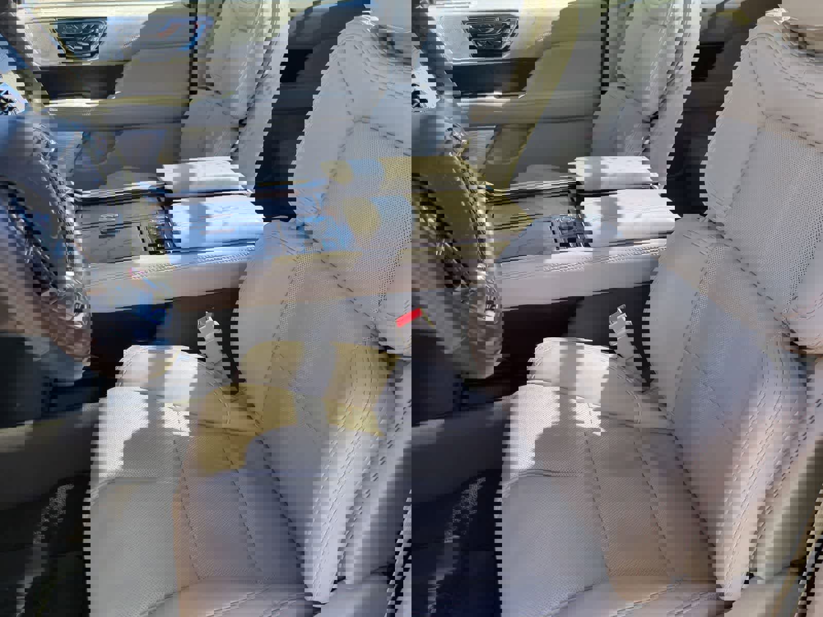 Used 2021 Lincoln Navigator Reserve w/ Luxury Package AWD/4WD image 16