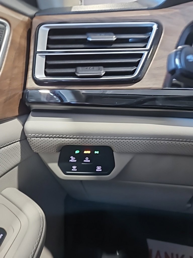 New 2026 Volkswagen Atlas SE image 37