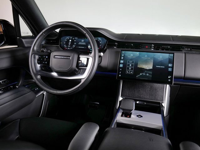 Certified 2025 Land Rover Range Rover SE AWD/4WD image 11