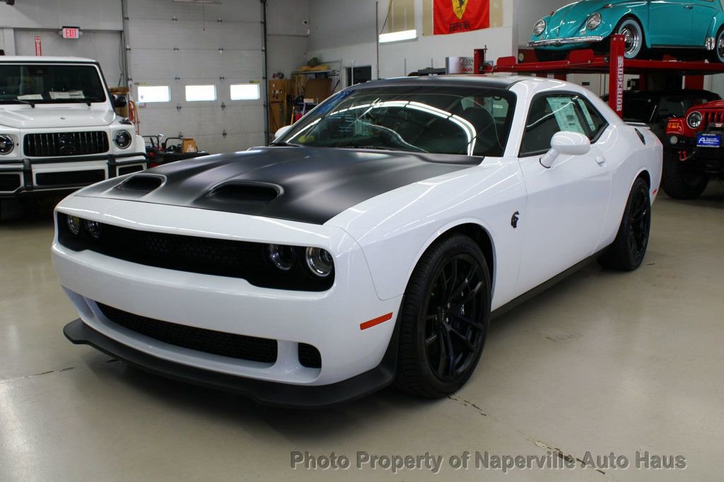 Used 2023 Dodge Challenger SRT Hellcat image 3