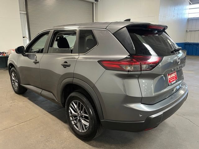 Used 2024 Nissan Rogue S AWD/4WD image 5