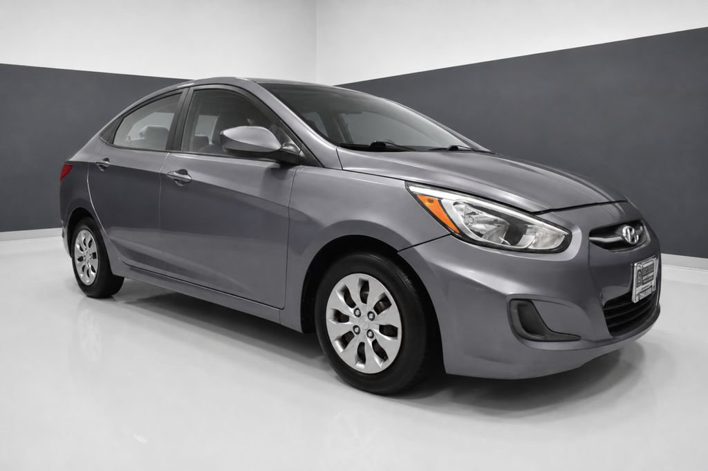 Used 2016 Hyundai Accent SE FWD image 7