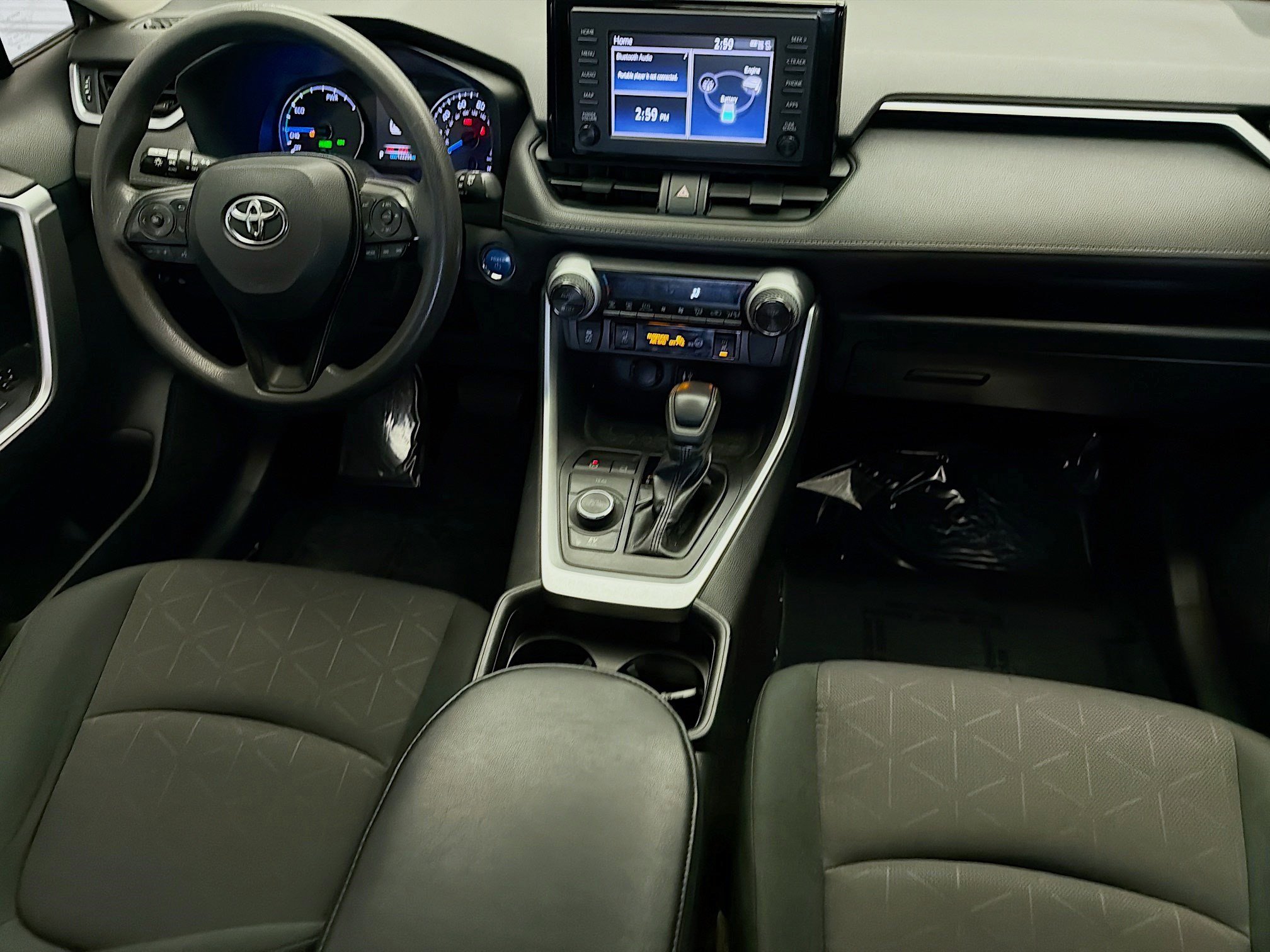 Used 2019 Toyota RAV4 XLE w/ Convenience Package image 11