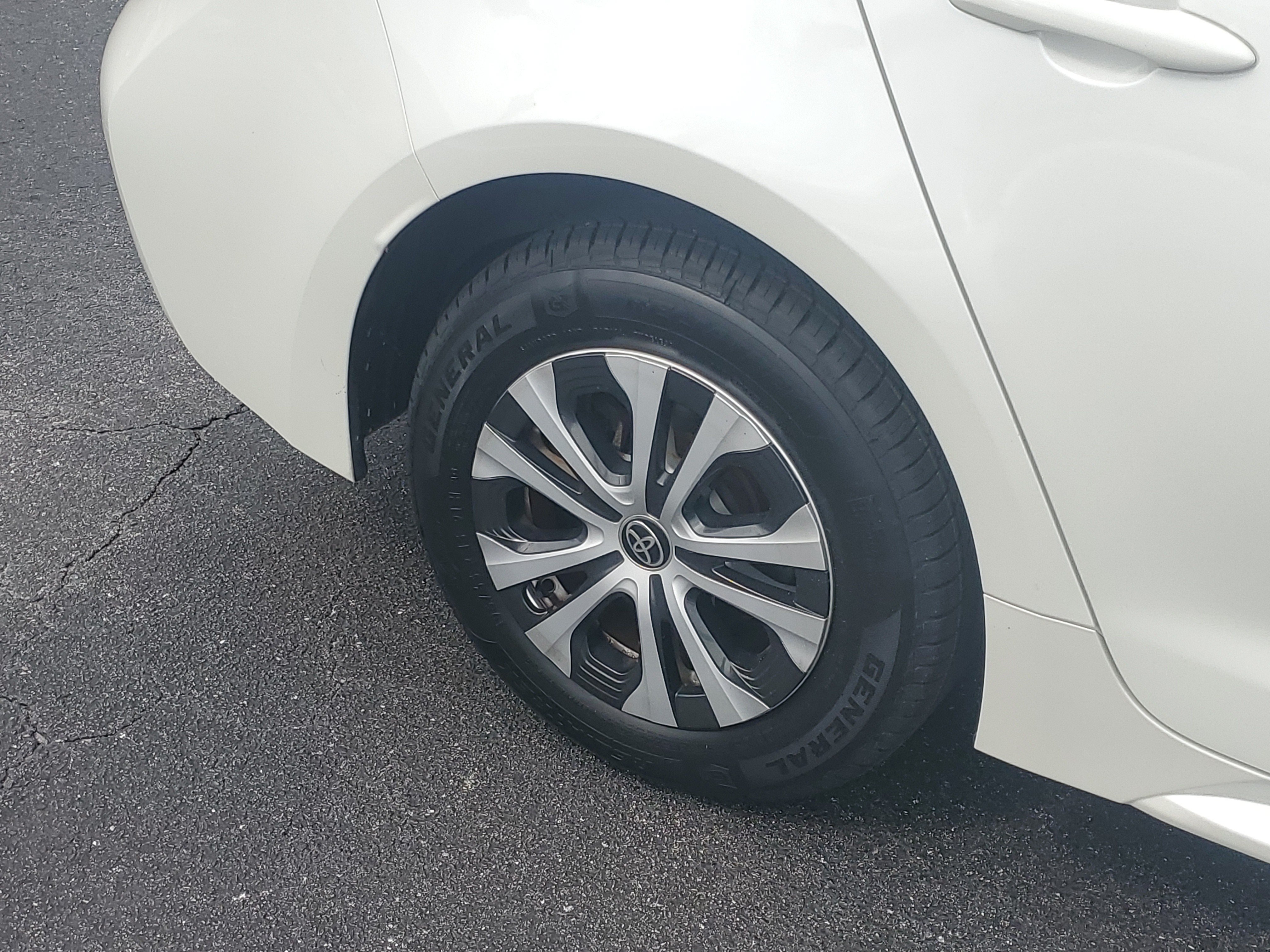 Certified 2021 Toyota Corolla LE FWD image 8