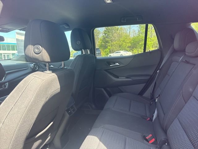 Used 2026 Chevrolet Equinox LT image 7