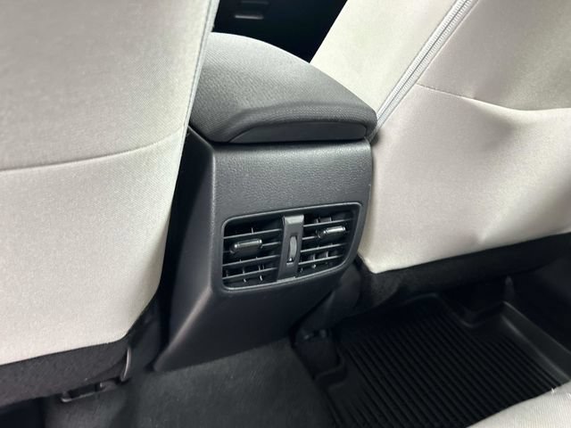 Used 2026 Toyota Corolla Cross L FWD image 18