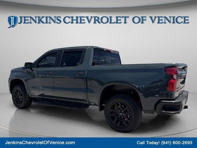 Certified 2025 Chevrolet Silverado 1500 Custom Trail Boss w/ Dark Appearance Package AWD/4WD image 8