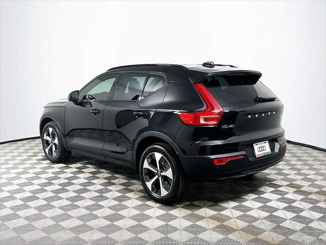 Used 2023 Volvo XC40 B5 Plus w/ Driver Assist Package AWD/4WD image 5